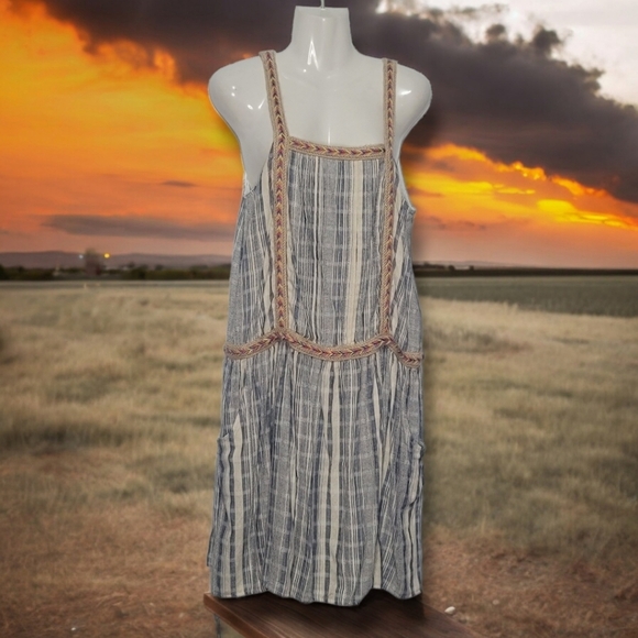 Nick & Mo Dresses & Skirts - 🌻 NICK & MO - Large Country Dress